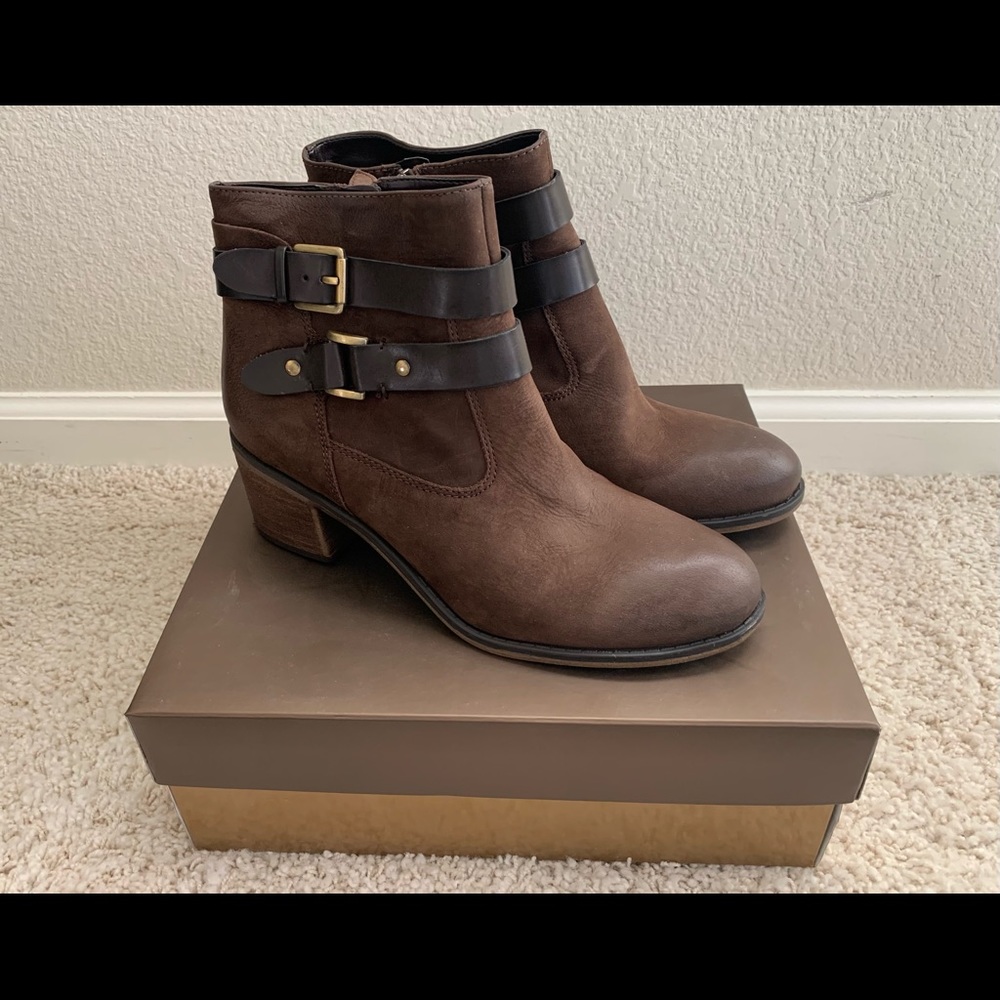 FRANCO SARTO Women’s Heeled Boots! GREAT condition! Size 9.5